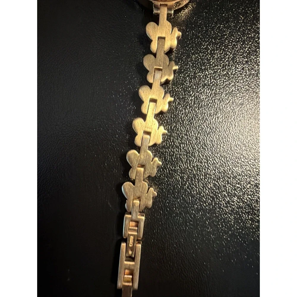 Disney Winnie The Pooh Honey Bee Links Gold Watch Adjustable 7
